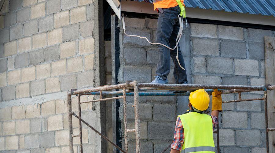 Expert Emergency Roof Repairs services in Potter Valley, CA